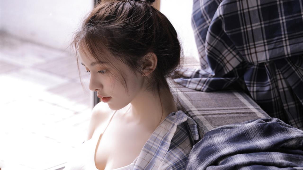 经典k8影视:  塑造一代人的影像符号